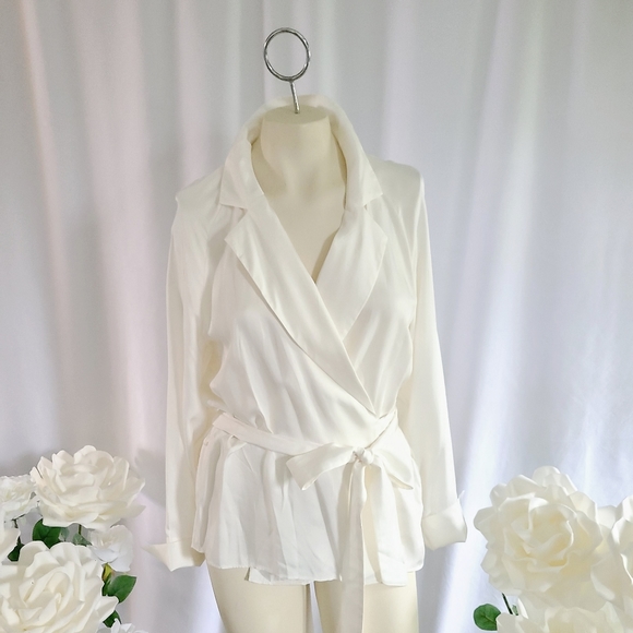 Banana Republic Blazer Wrap Top - Picture 4 of 13